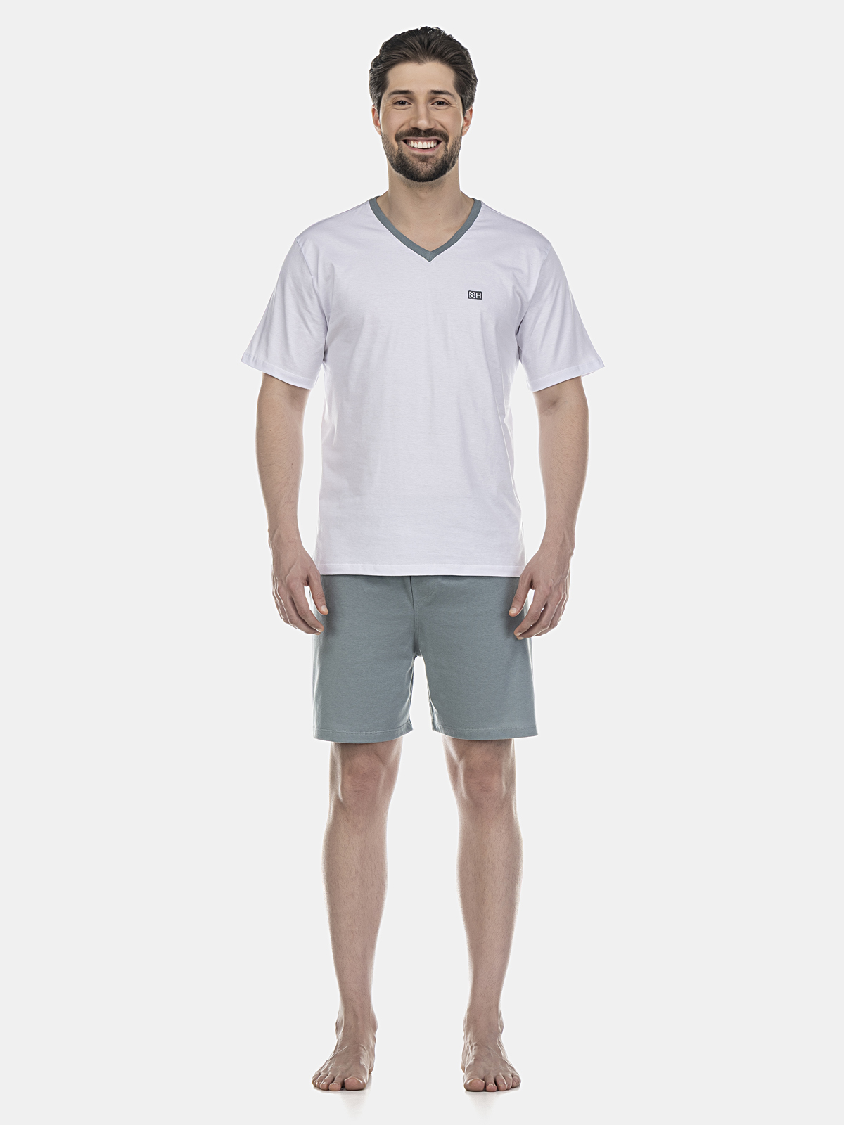 Conjunto camiseta decote V com short