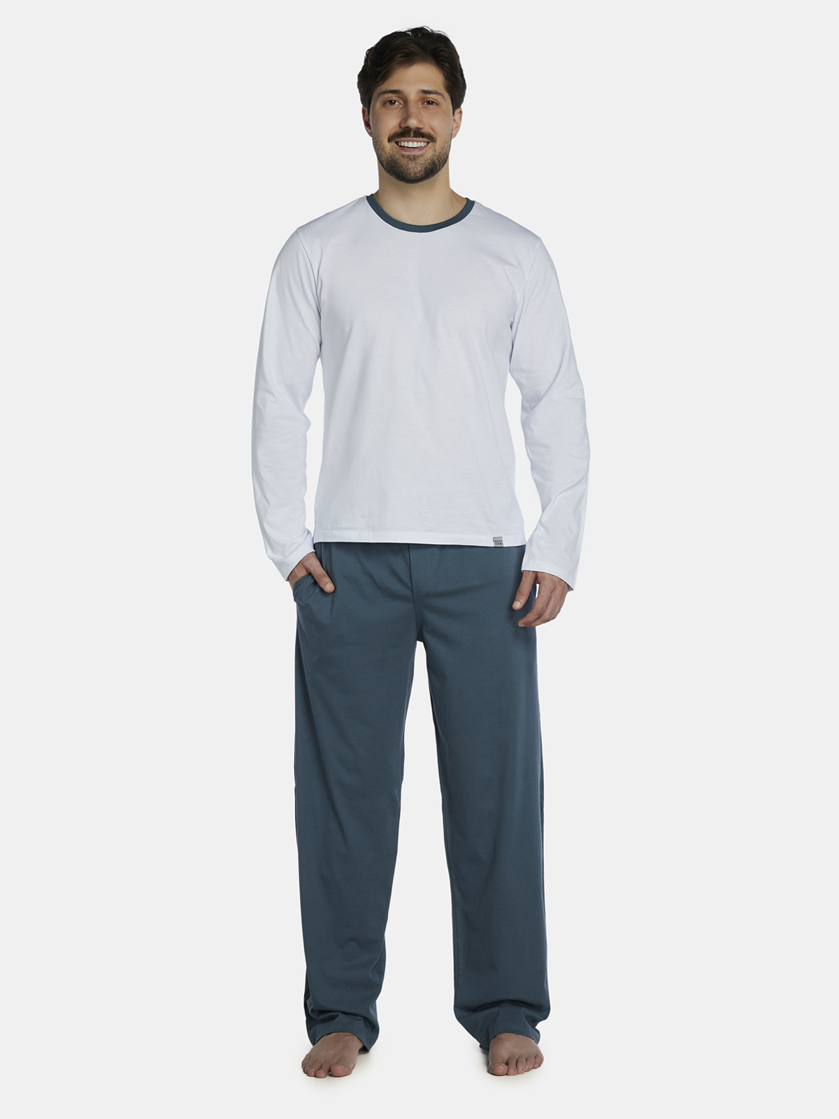 Conjunto camiseta e calça de algodão